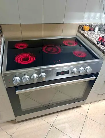 Beko 5 Burners Full Electric Digital Cooking Range Latest Version 90cm