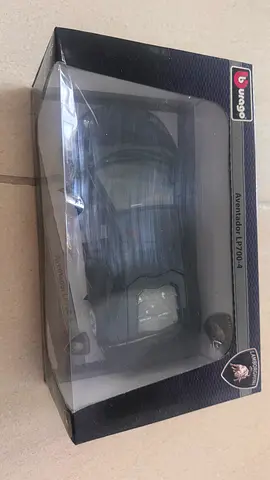 Lamborghini Aventador LP700-4 1:18 scale Model