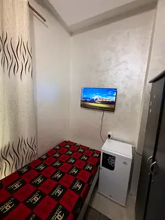 Partition in Al Barsha 1 Near Mall of Emirates for Girls only