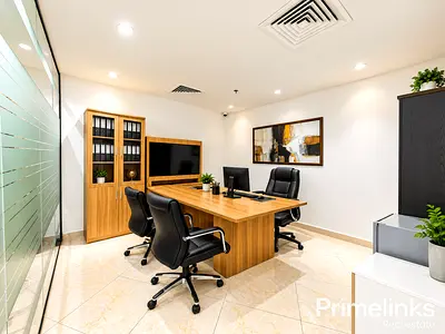 High Floor Fitted and Well Partitioned