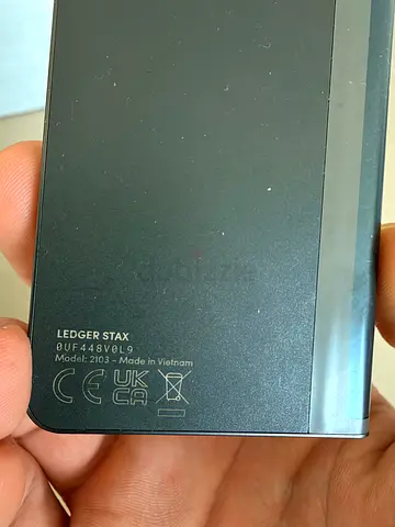 Ledger Stax Hardware Crypto Wallet – E Ink Touchscreen
