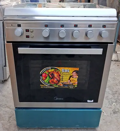 Midea Gas cooking range 60by60 Available