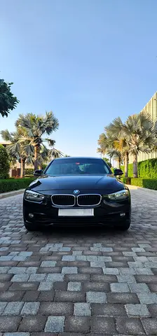 2017 BMW 3-Series 318i GCC Specs