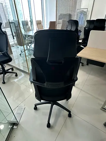 Office chairs X4