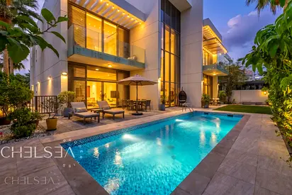 CLOSE TO AMENITIES| SEMI FURNISHED | READY TO MOVE