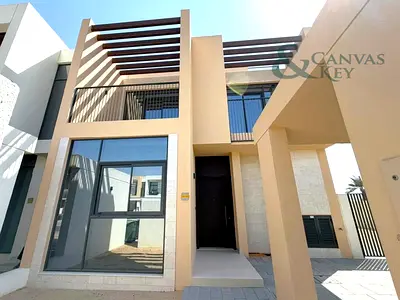 SPACIOUS 4BR | GREENVIEW 3 | SINGLE ROW | VACANT