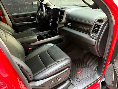 2022 Dodge RAM 1500 — миниатюра 9