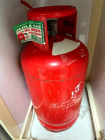 Used Red LPG Gas Cylinder - Standard Size