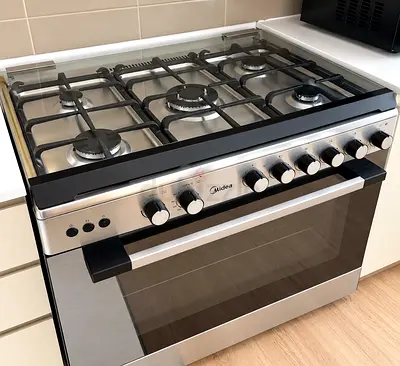 Midea Freestanding Gas Cooker