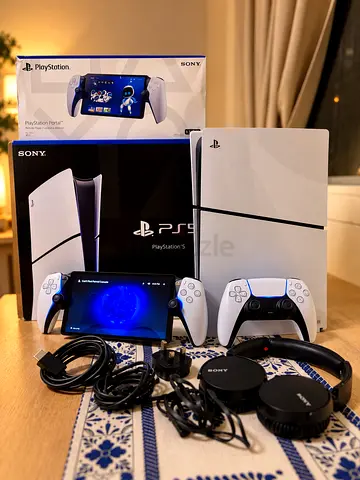 PlayStation 5 Slim + PlayStation Portal