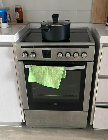 Hoover Stainless Steel Electric Range with Ceramic Hob and Oven