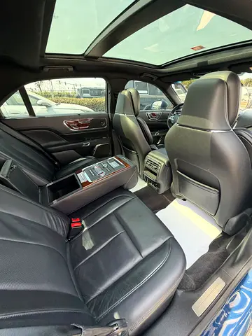 2018 Lincoln CONTINENTAL — миниатюра 14
