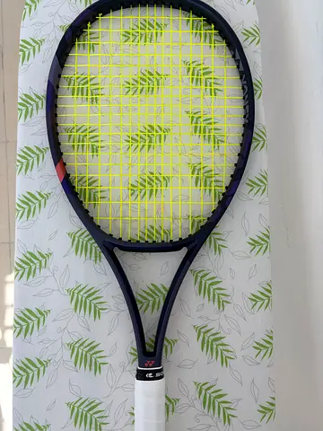 Yonex Percept 100 tennis racquet