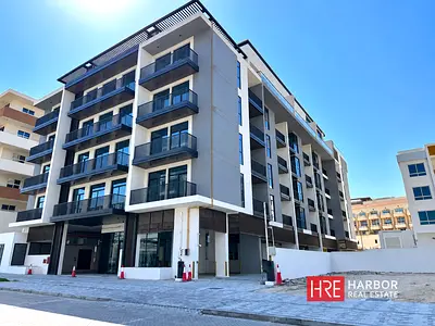 Modern 2BR | Fitted Kitchen | Brand New