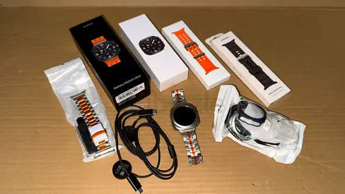 Samsung Galaxy smart watch ultra 2025 Mixed watch bands and chargers - used set