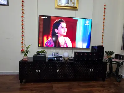 Heavy Arabic Style TV Unit