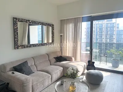 Vacant | Furnished | Boulevard View