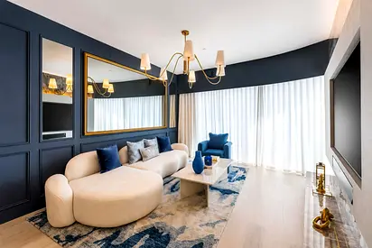 Elegant 3BR Apartment in Business Bay with Pool