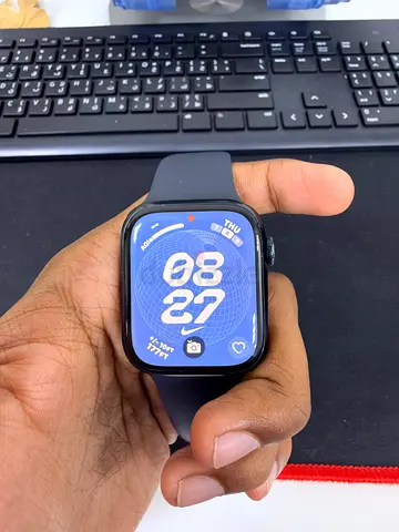 Apple Watch Series 7 45mm GPS - Aluminum - Official TRA - Great Condition