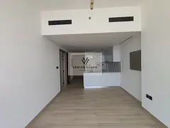 Vacant | Spacious Layout | Prime Amenities
