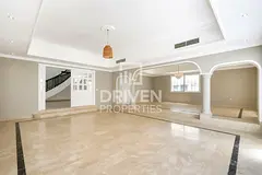 Spacious Villa | Private Pool | Landscaped Garden