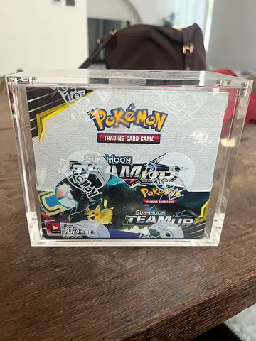 Pokemon Team Up sealed booster box