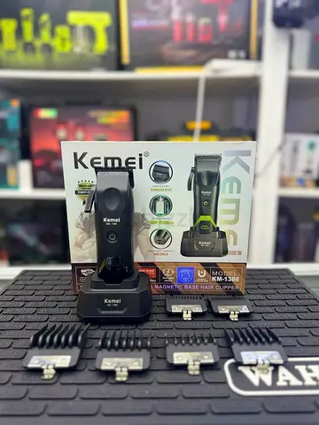 Kemei KM-1366 Magnetic Base Hair Clipper - Brand New Free delivery