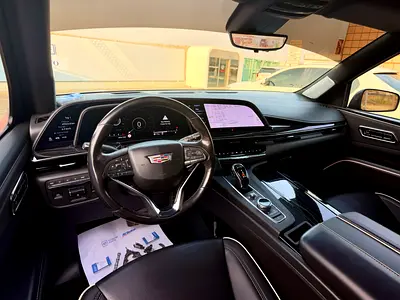 2022 Cadillac ESCALADE — фото 3
