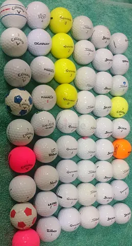 Premium quality mixed golf balls