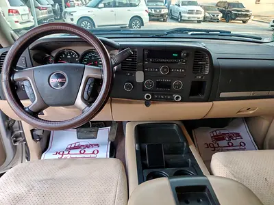 صورة 9 لـ 2011 GMC SIERRA