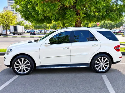 GCC MERCEDES BENZ ML 500 2011 V8 5.5L TOP OF RANGE GRAND EDITION VERSION