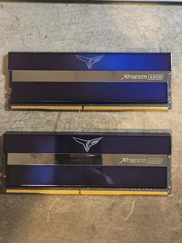 T-Force Xtreem ARGB 16GB (2x8GB) DDR4-3600 CL14, B-die kit