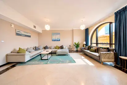 Next Available: 29 Oct 2026 | Luxury JBR Apartment: Beachfront Bliss & Stunning