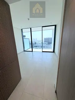 "High-Floor Studio | Brand New | Balcony with Skyline View | Ready to Move in"