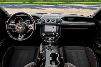 2022 FORD MUSTANG photo 8