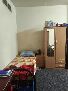 Male Bachelor Bedspace Near WTC Mall with Living room