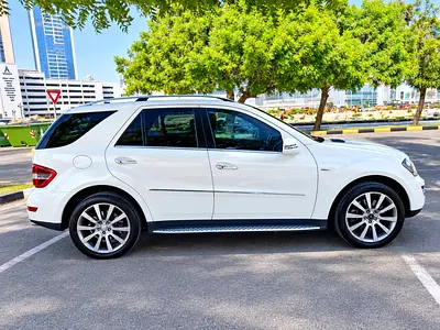 صورة 2 لـ 2011 Mercedes-BENZ M-CLASS