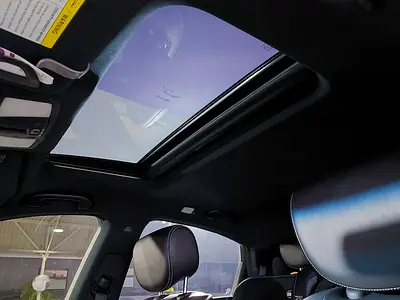 2018 Infiniti QX70 — миниатюра 11