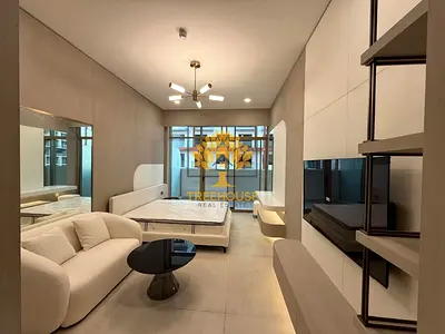 FULLY FURNISHED| PRIME LOCATION| SPACIOUS LAYOUT