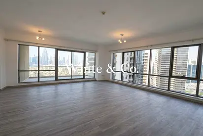 Burj Views | Unfurnished | Study Room |
