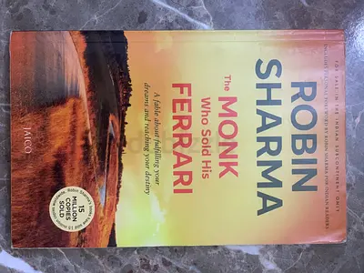 ROBIN SHARMA - THE MONK WHO SOLD HIS FERRARI