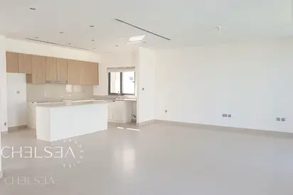 SINGLE ROW | VACANT SOON | MOTIVATED SELLER