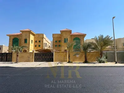 فيلا للبيع في الروضة 2 – عجمان | 5 غرف نوم ماستر | صالتين | مجلس | حوش كبير | بجانب المسجد | شامل الكهرباء والمياه والمكيفات |