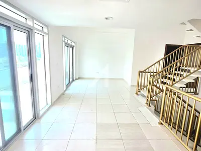 Spacious Penthouse | Private Terrace | Prime area