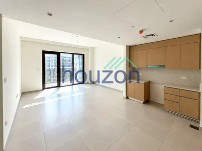 Modern + Bright 1BR | Spacious | Beach Access