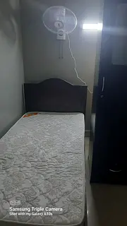 EXCECUTIVE LADIES BEDSPACE AVAILABLE