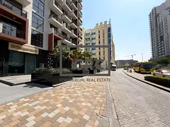 Road Facing | Vacant or with 8% ROI
