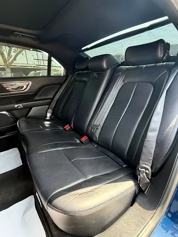 2018 Lincoln CONTINENTAL — миниатюра 15