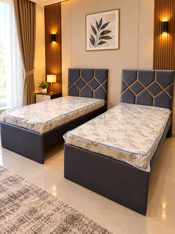 Selling Brand new Single Bed Including Medical Mattress