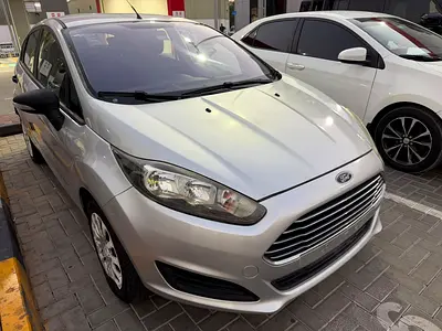 2015 FORD FIESTA 照片 4